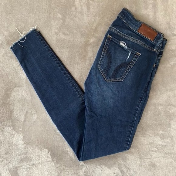 Hollister Jeans - Picture 2 of 6